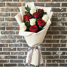 Букет цветов из:  Розы в Майне