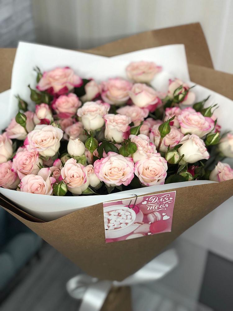 Букет цветов из: Розы в Майне