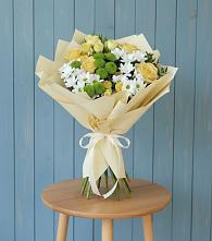 Букет цветов из:  Хризантемы и Розы в Майне