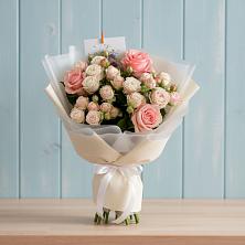 Букет цветов из:  Розы в Майне